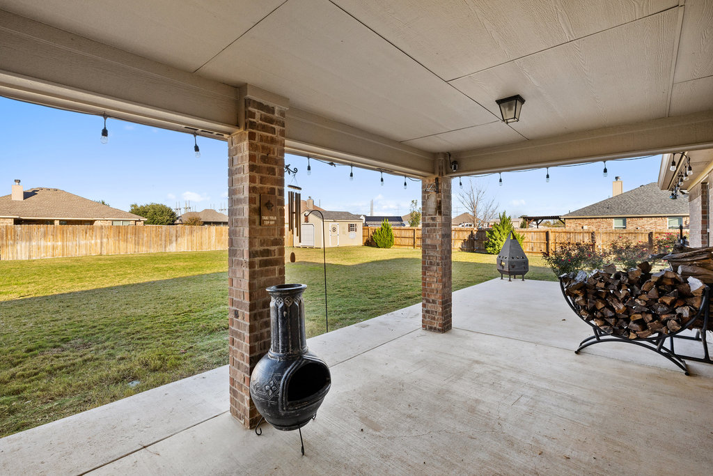 153 Ranger Boulevard Salado, TX 76571 - Photo 35 of 40 a view of a porch