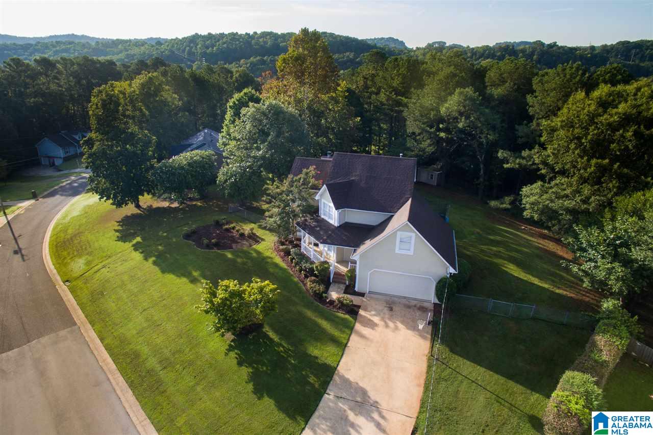 2694 Chestnut Way Pinson, AL 35126 - Photo 3 of 31