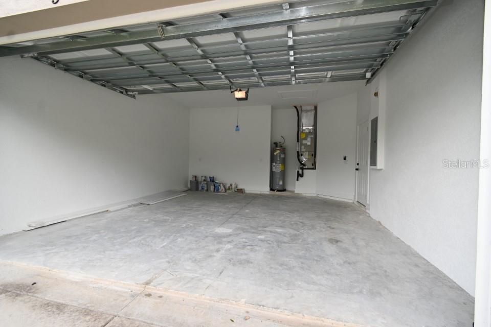 36755 Thomas Jefferson Road Dade City, FL 33525 - Photo 27 of 33 a view of a room with gym equipment
