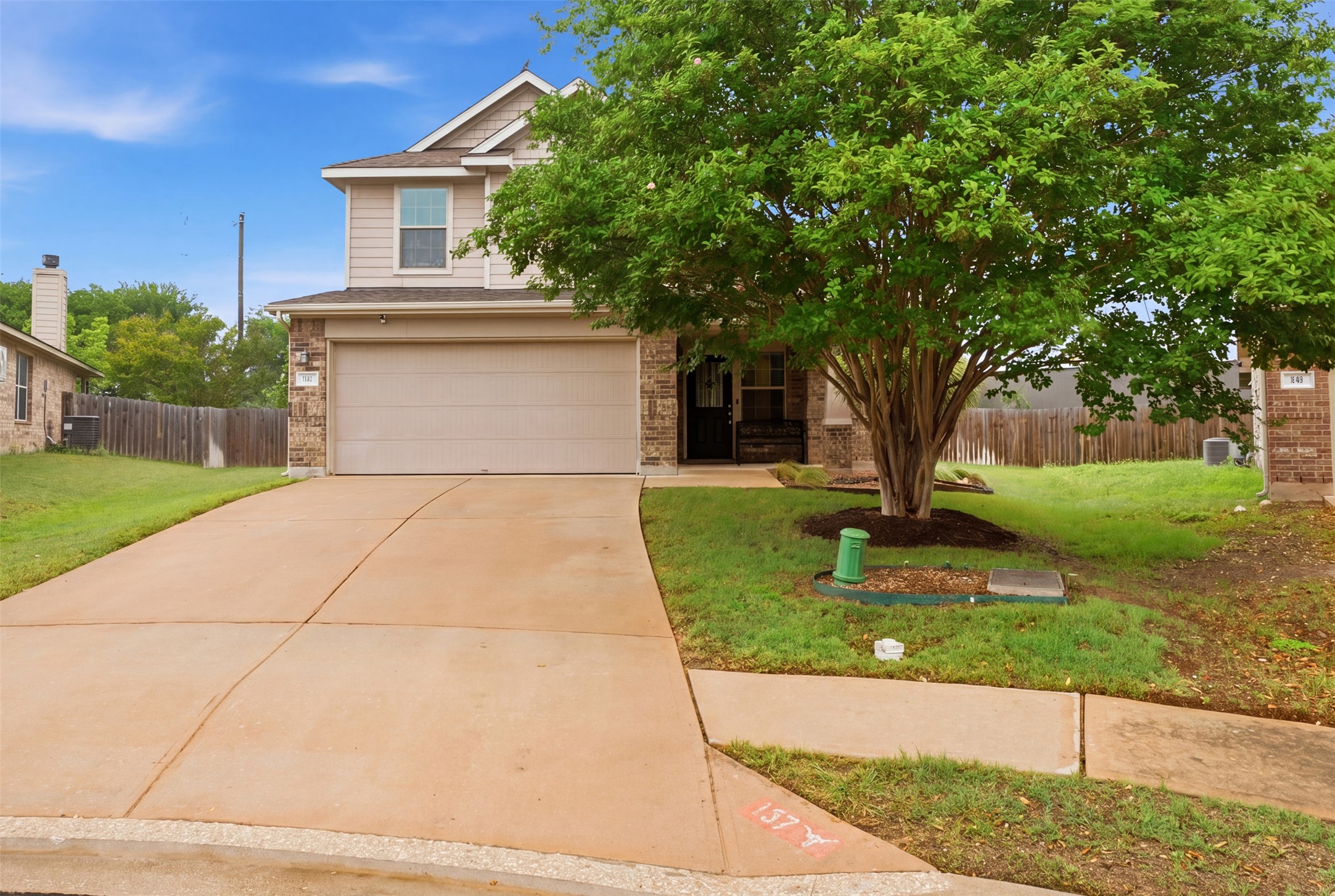 a front view of house with yard