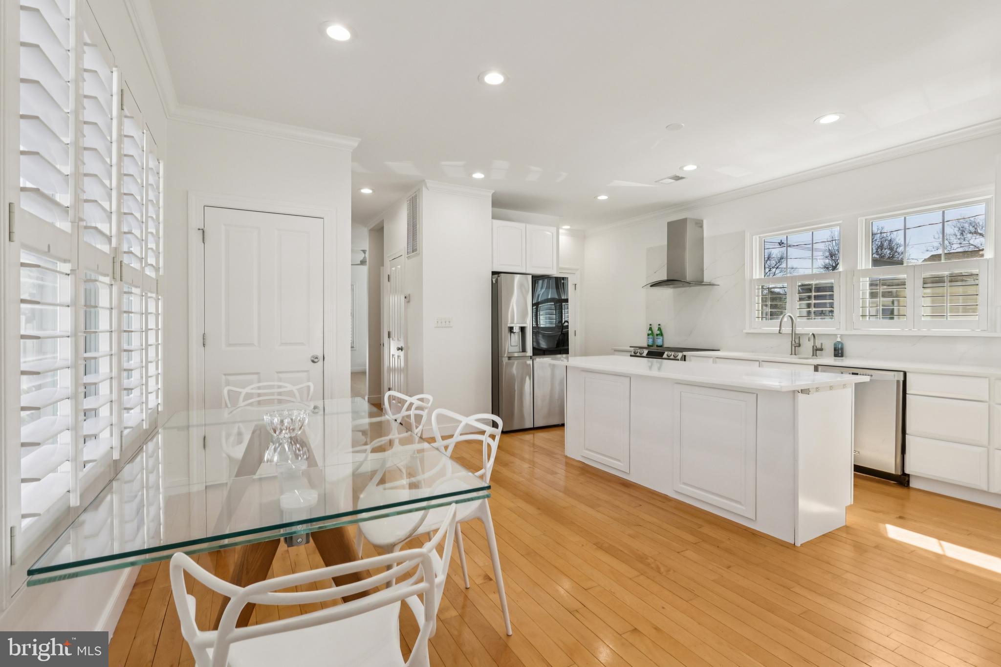 228 South Main Street Pennington, NJ 08534 - Photo 6 of 37 Dining Area