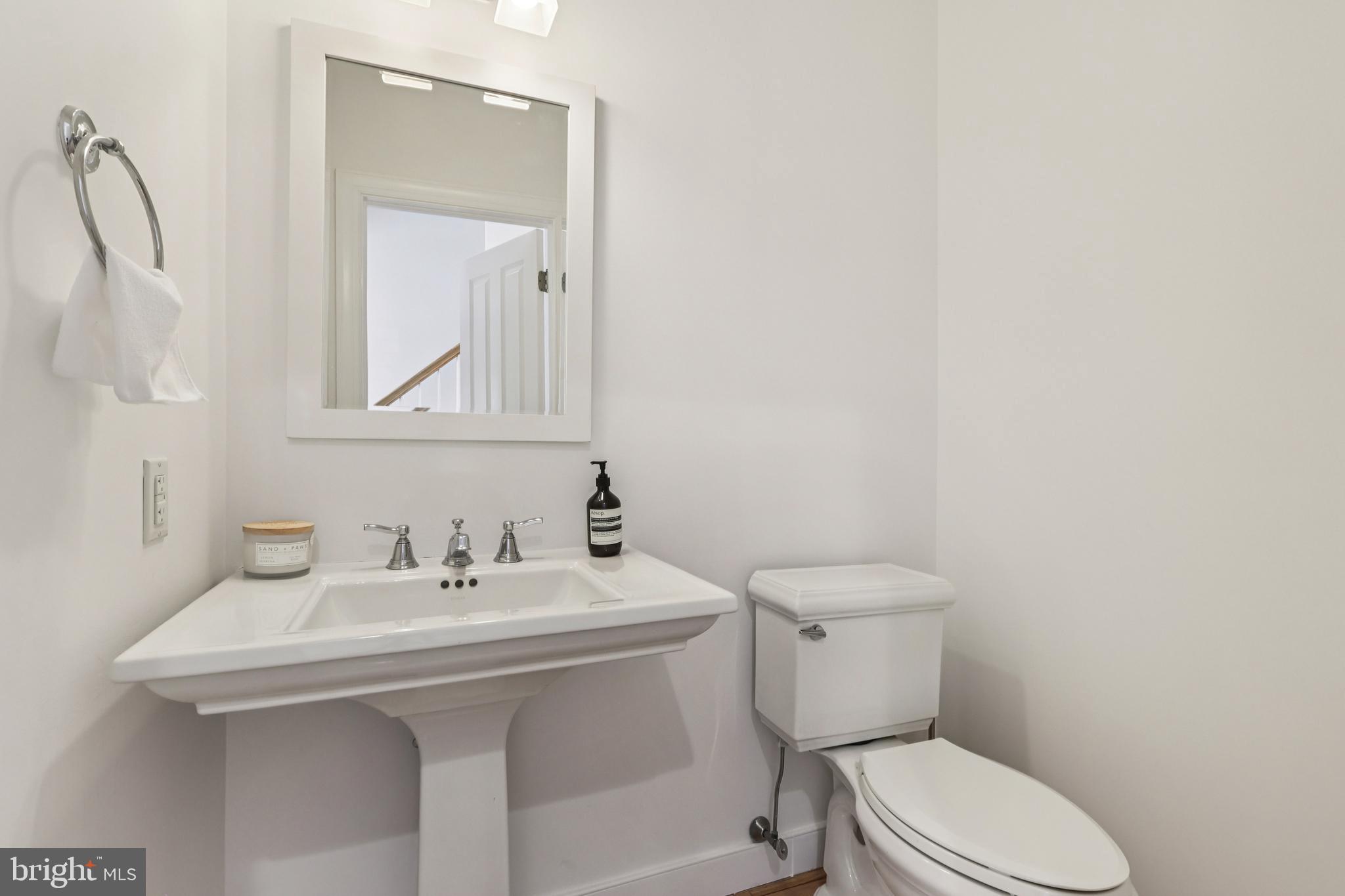 228 South Main Street Pennington, NJ 08534 - Photo 10 of 37 Powder Room