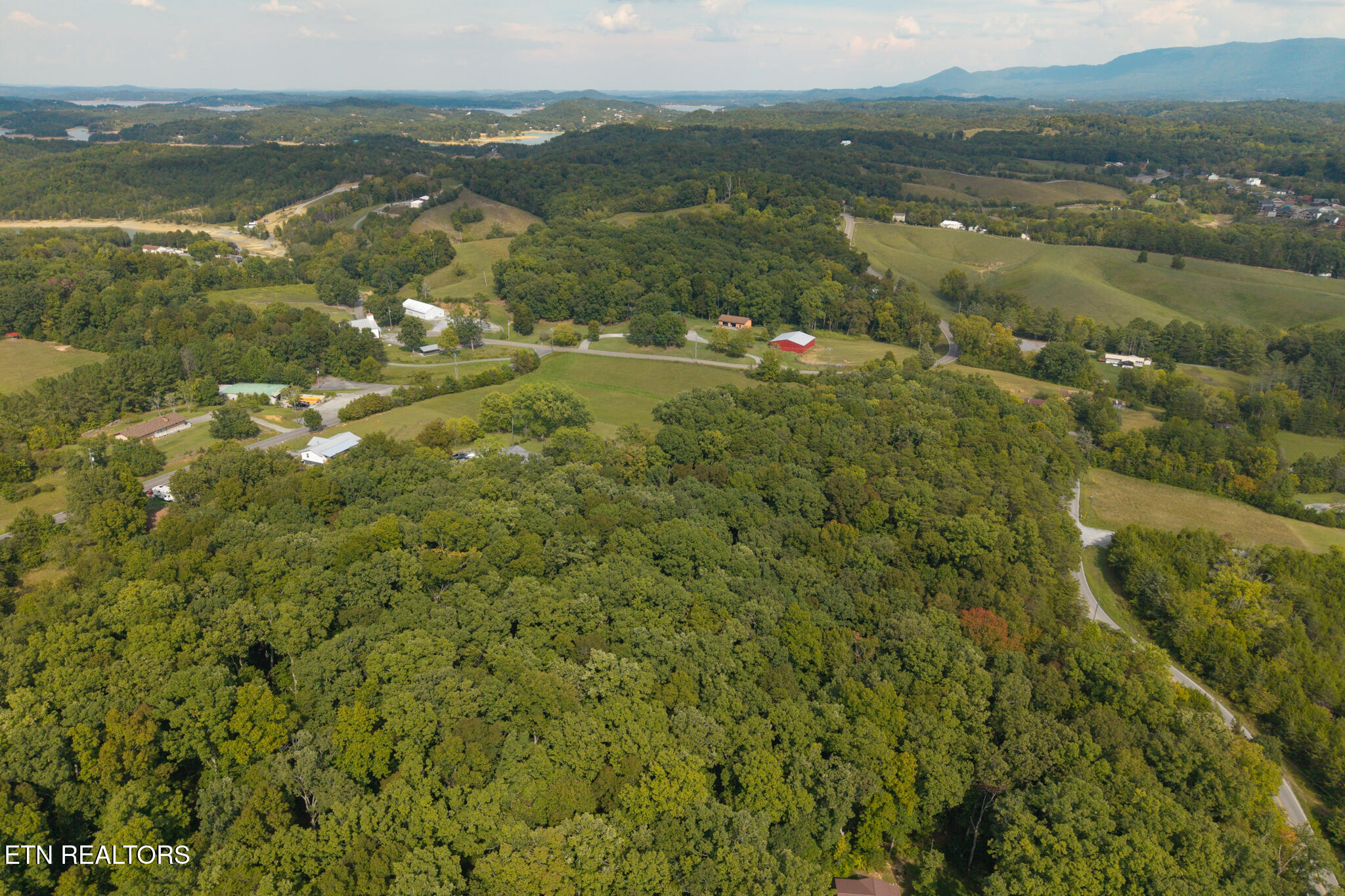 2682 Atchley Road Sevierville, TN 37876 - Photo 15 of 17 2862_AR-15