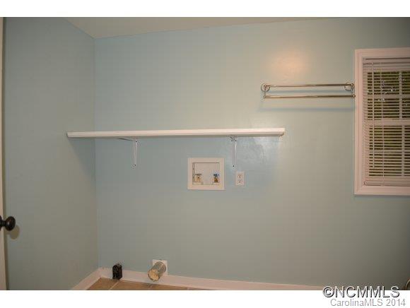 40 Lyle Street Tryon, NC 28782 - Photo 14 of 16 a view of small space