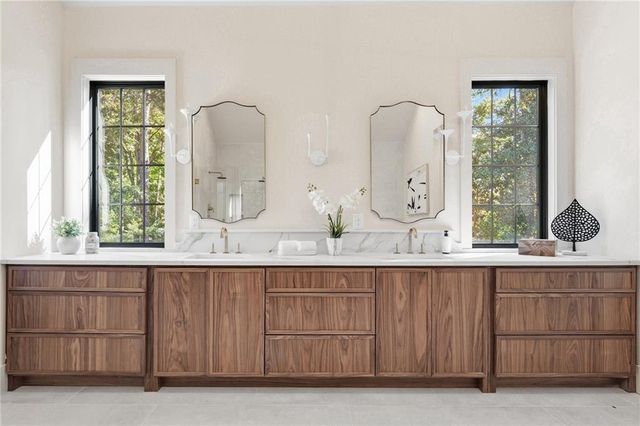 $2,195,000 | 5845 Greenbrier Road Northeast, Atlanta, GA 30328