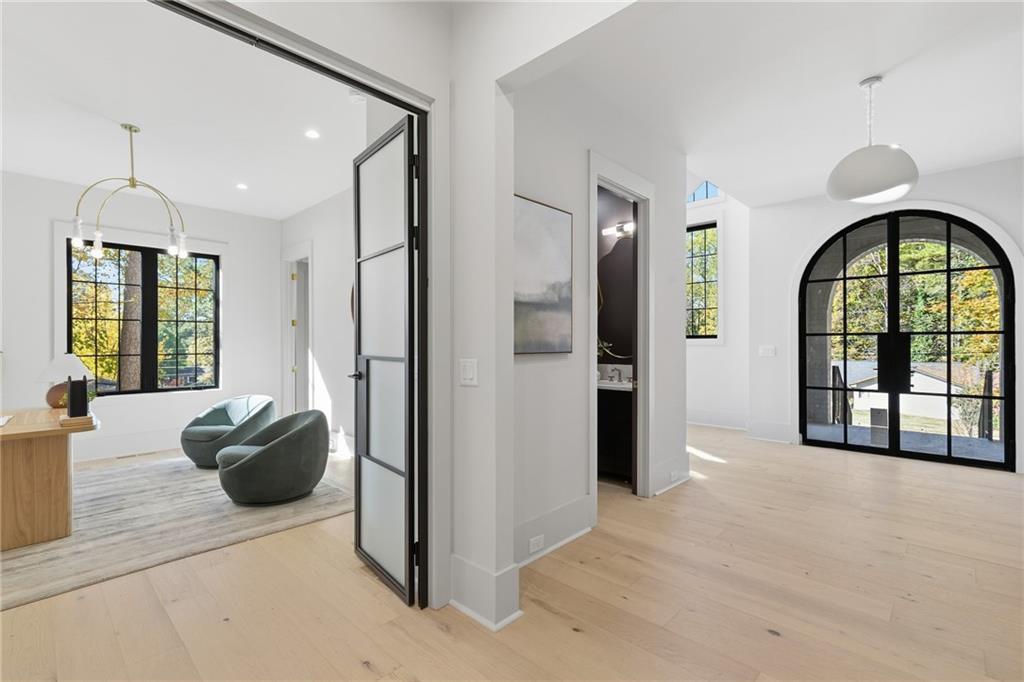 5845 Greenbrier Road Northeast Atlanta, GA 30328 - Photo 5 of 26