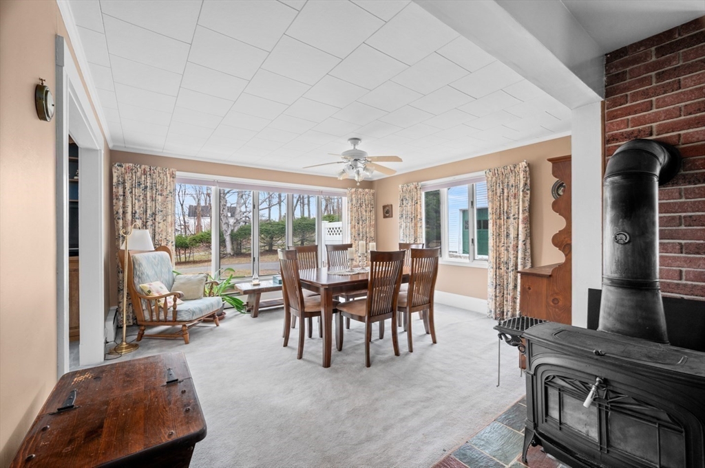 64 Whitehall Road Amesbury, MA 01913 - Photo 17 of 36