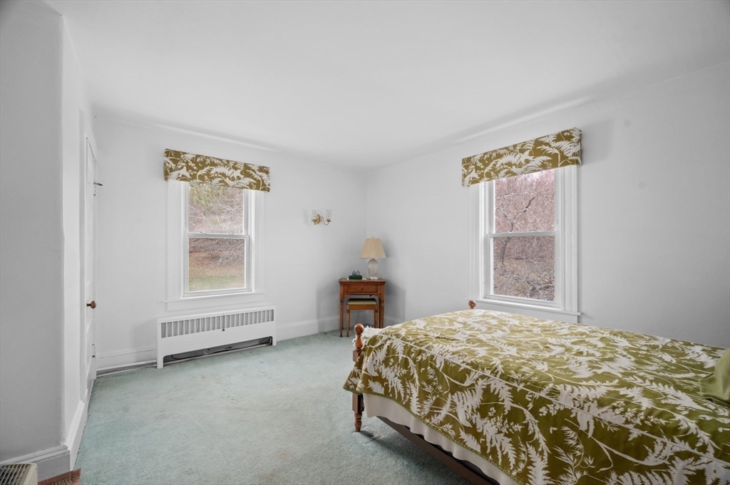 64 Whitehall Road Amesbury, MA 01913 - Photo 26 of 36