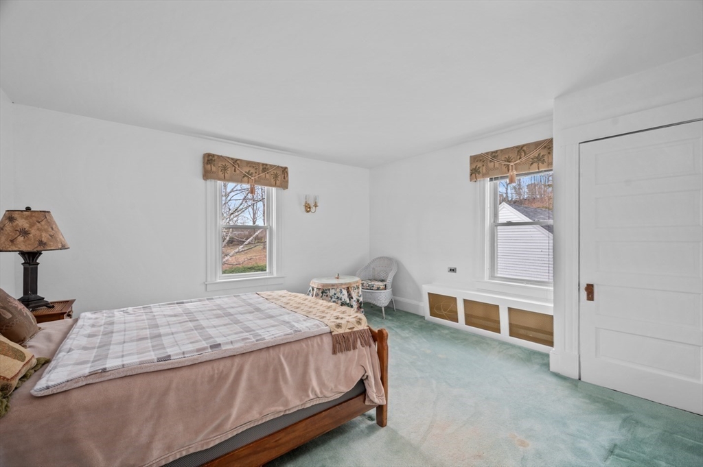 64 Whitehall Road Amesbury, MA 01913 - Photo 27 of 36