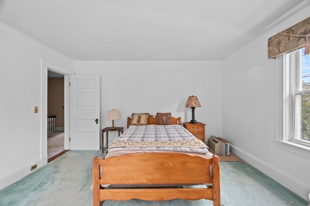 64 Whitehall Road Amesbury, MA 01913 - Photo 28 of 36