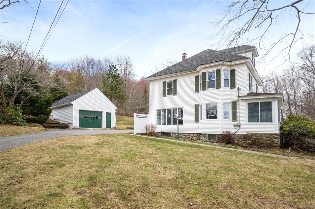 64 Whitehall Road Amesbury, MA 01913 - Photo 32 of 36
