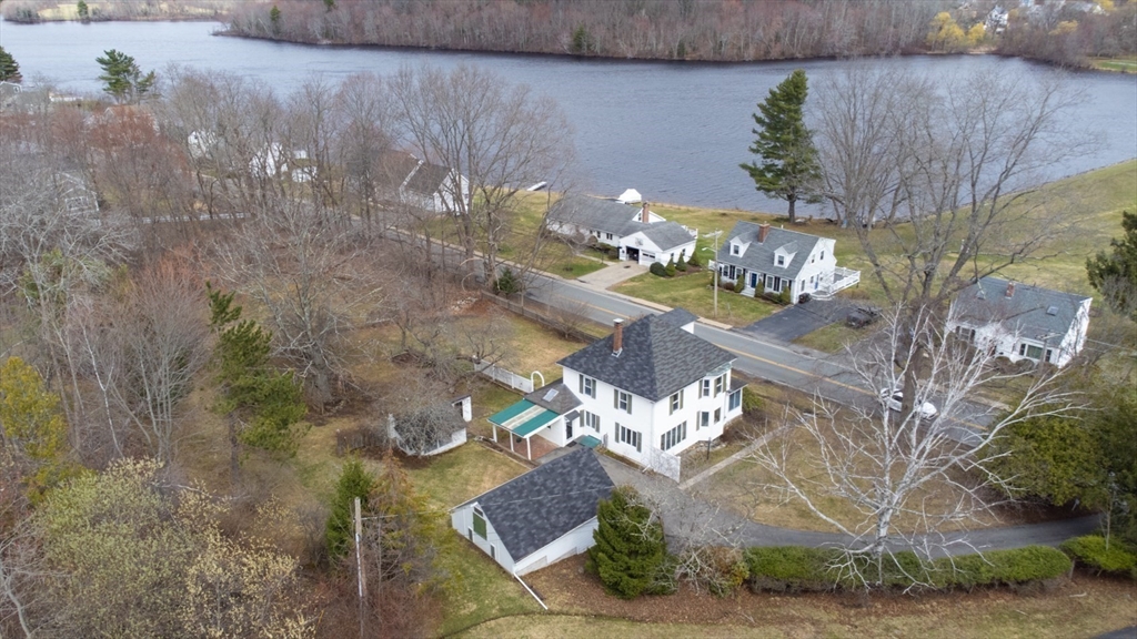 64 Whitehall Road Amesbury, MA 01913 - Photo 6 of 36