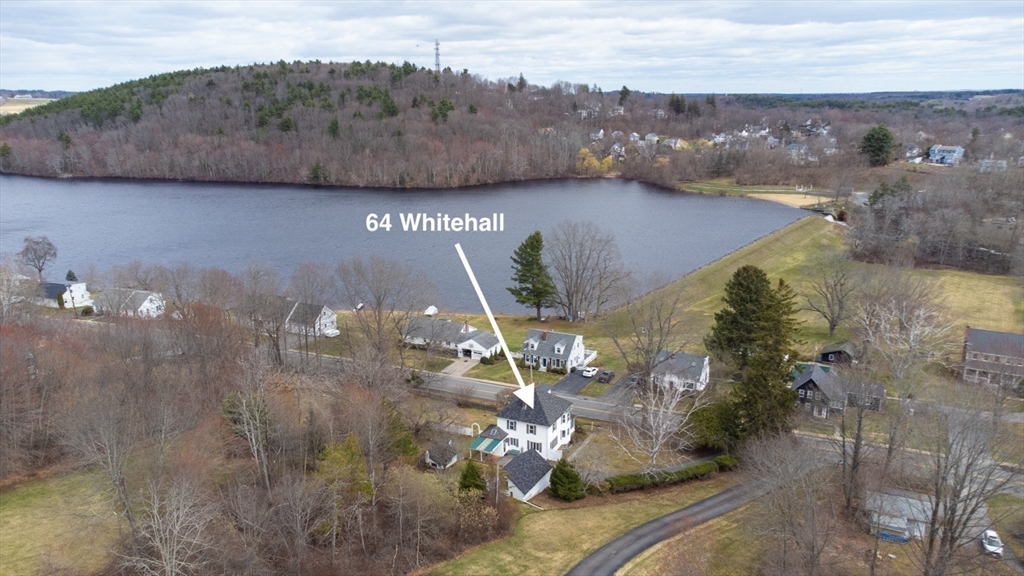 64 Whitehall Road Amesbury, MA 01913 - Photo 8 of 36