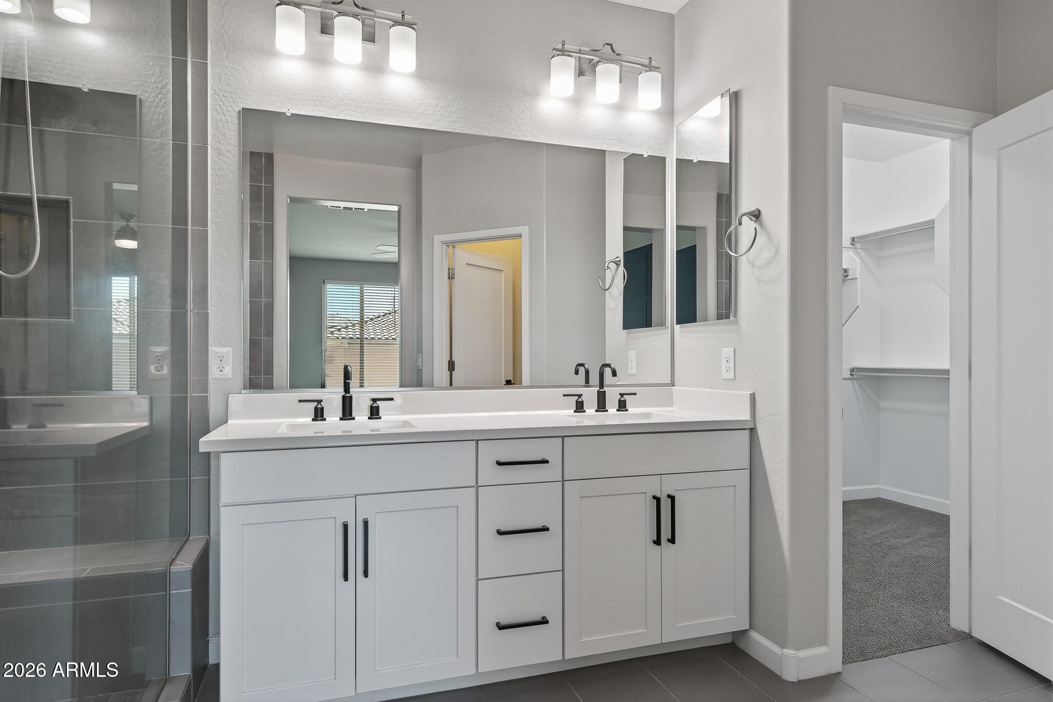 14363 West Charter Oak Road Surprise, AZ 85379 - Photo 19 of 33 15) PRIMARY BATH
