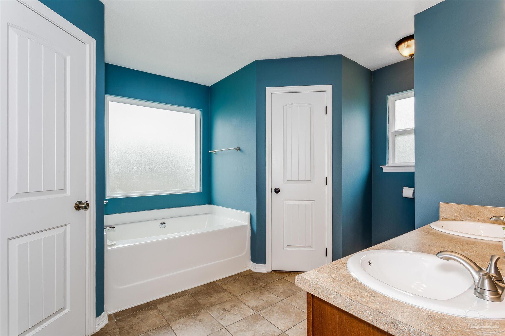 1906 Shannon Road Navarre, FL 32566 - Photo 24 of 43 Gallery Image 24