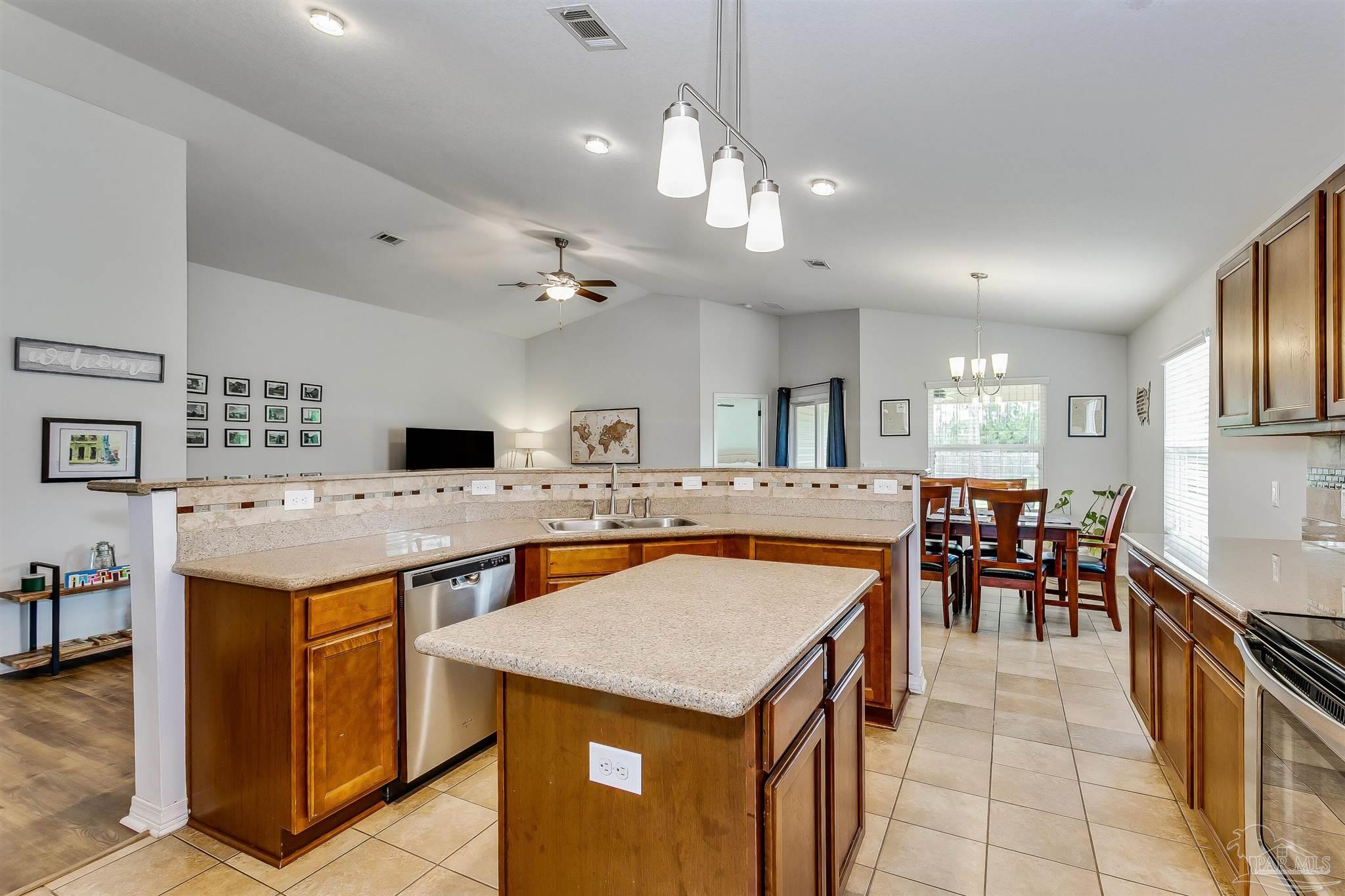1906 Shannon Road Navarre, FL 32566 - Photo 3 of 43 Gallery Image 3