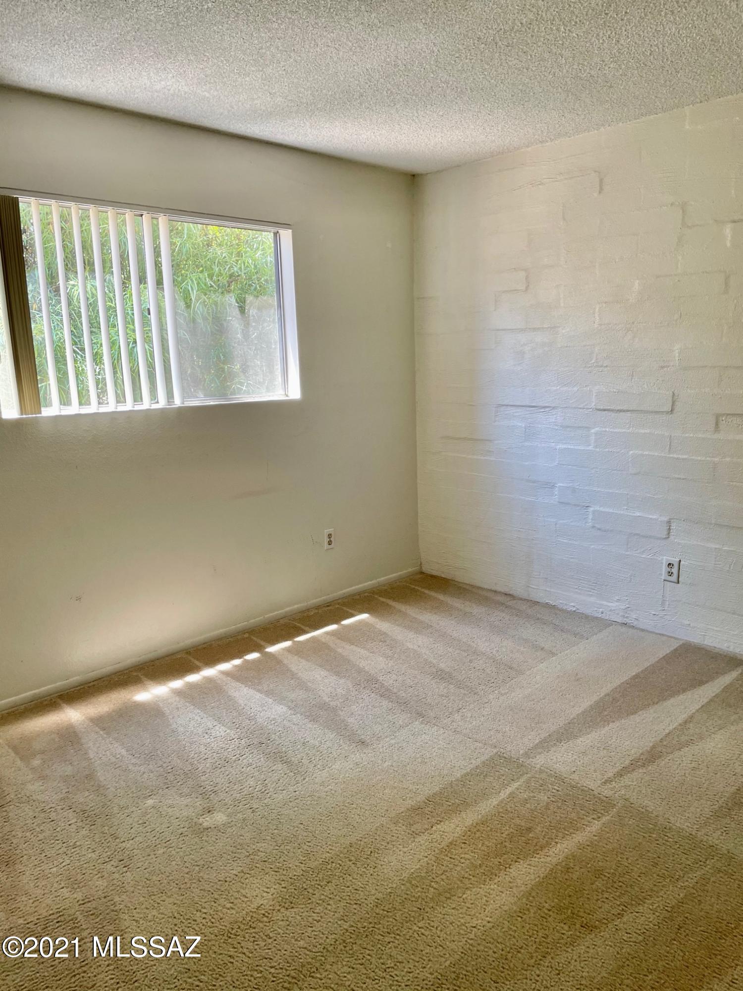 1341 East Fort Lowell Road, Unit 1341M Tucson, AZ 85719 - Photo 11 of 19