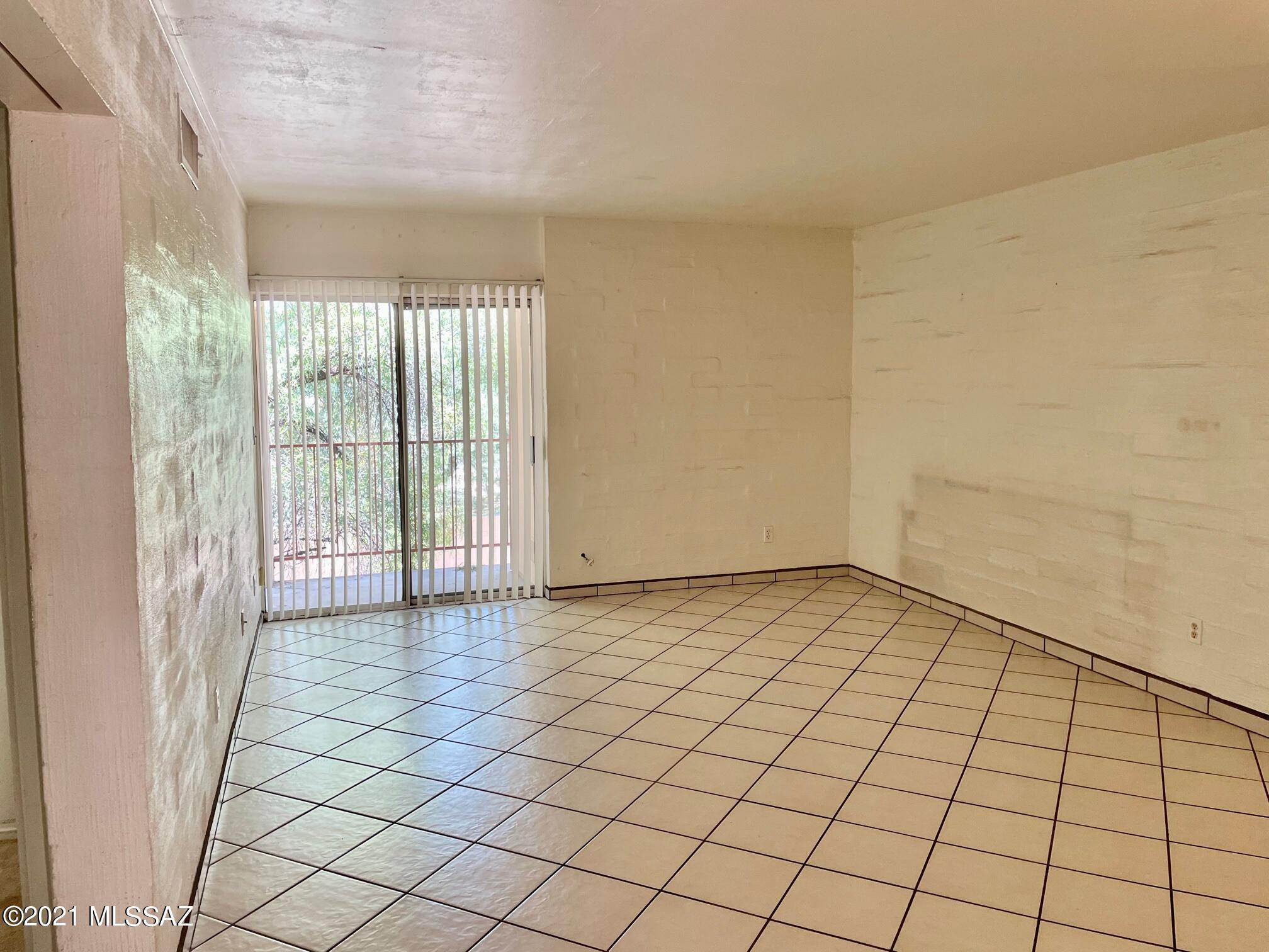 1341 East Fort Lowell Road, Unit 1341M Tucson, AZ 85719 - Photo 7 of 19