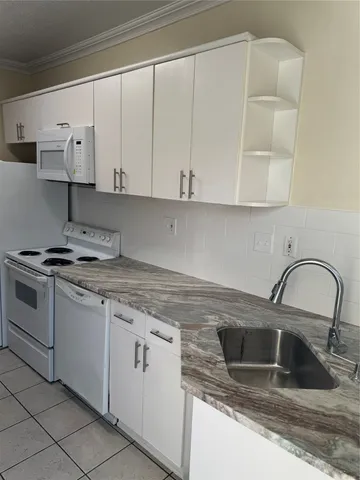 $1,495 | 315 Branard Street, Unit 3, Houston, TX 77006