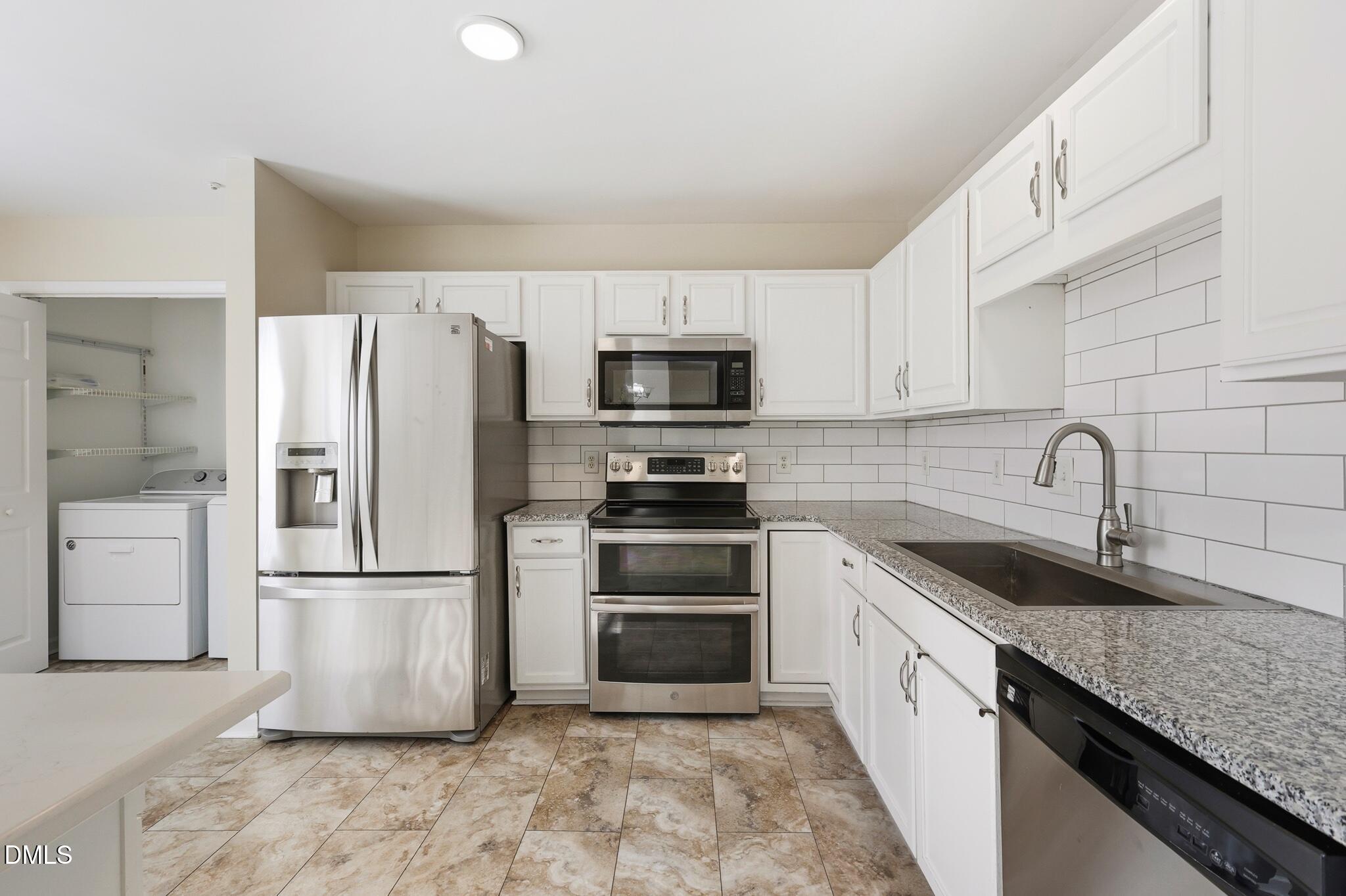 1808 Betry Place Raleigh, NC 27603 - Photo 11 of 36 009