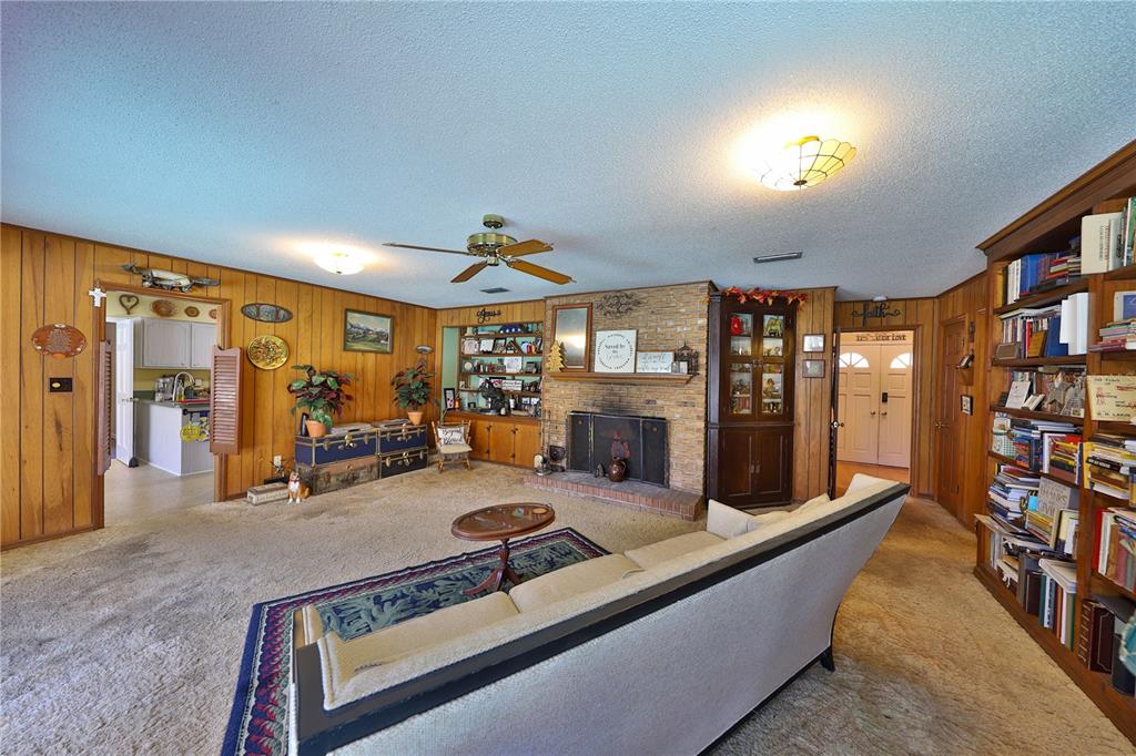 109 Satsuma Drive Altamonte Springs, FL 32714 - Photo 3 of 20 a view of a room with gym equipment