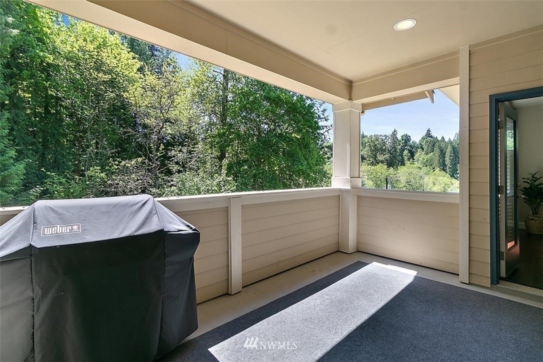 9402 Northeast 200th Street Bothell, WA 98011 - Photo 18 of 40