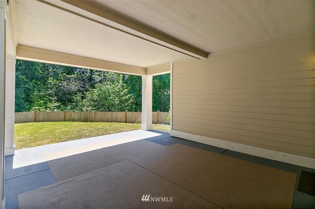 9402 Northeast 200th Street Bothell, WA 98011 - Photo 39 of 40
