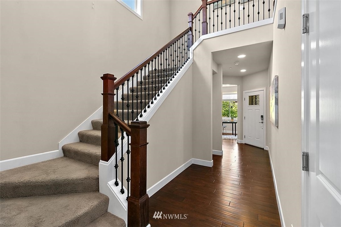 9402 Northeast 200th Street Bothell, WA 98011 - Photo 6 of 40
