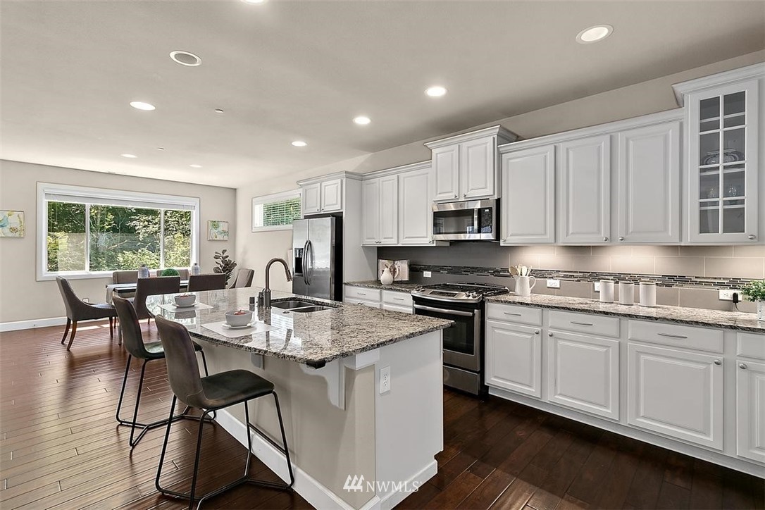 9402 Northeast 200th Street Bothell, WA 98011 - Photo 9 of 40