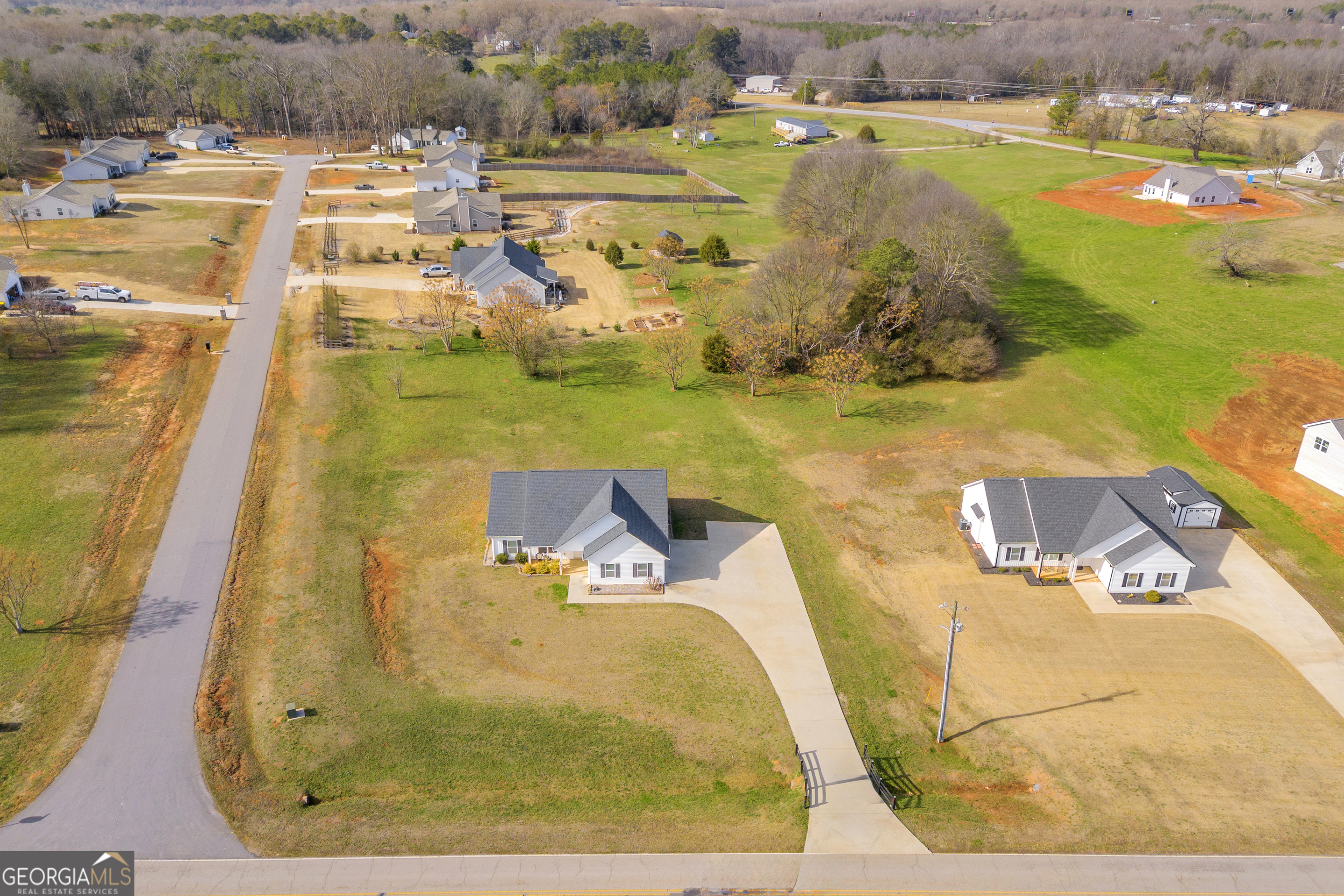 1279 South Fairview Road Lavonia, GA 30553 - Photo 4 of 43 a view of a swimming pool