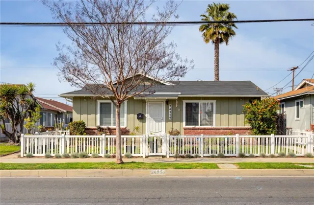 $2,450 | 24359 Pennsylvania Avenue, Lomita, CA 90717