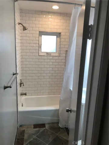 $2,450 | 24359 Pennsylvania Avenue, Lomita, CA 90717