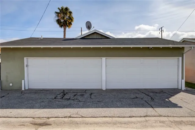 $2,450 | 24359 Pennsylvania Avenue, Lomita, CA 90717