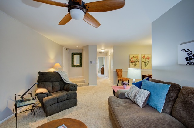 352 Springlake Lane, Unit A Aurora, IL 60504 - Photo 5 of 20