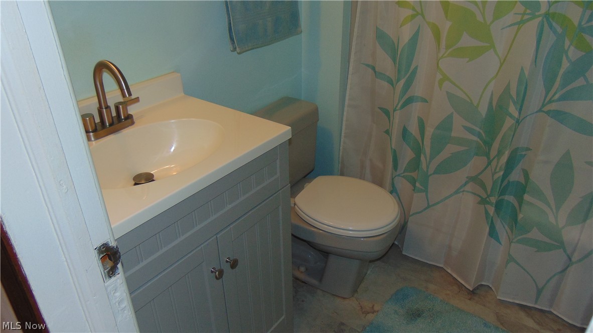 34090 Roberts Road Eastlake, OH 44095 - Photo 26 of 42