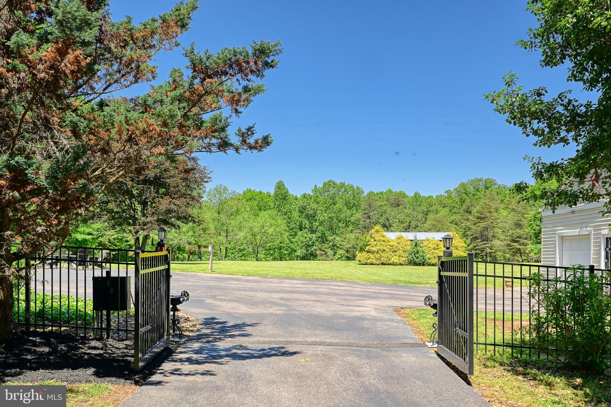 655 Bumpass Road Bumpass, VA 23024 - Photo 2 of 111