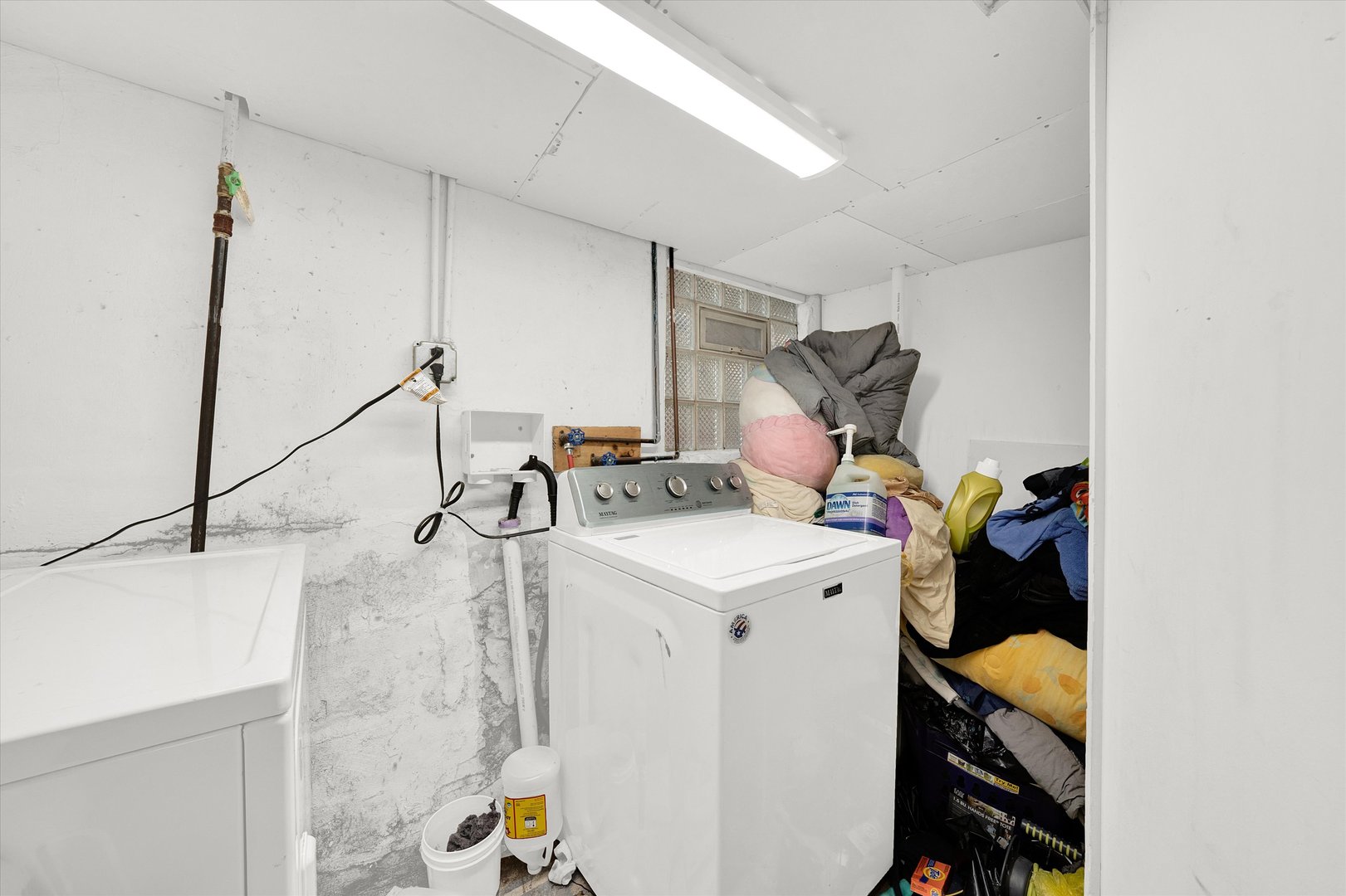 331 West 107th Street Chicago, IL 60628 - Photo 19 of 28 a utility room with dryer and washer