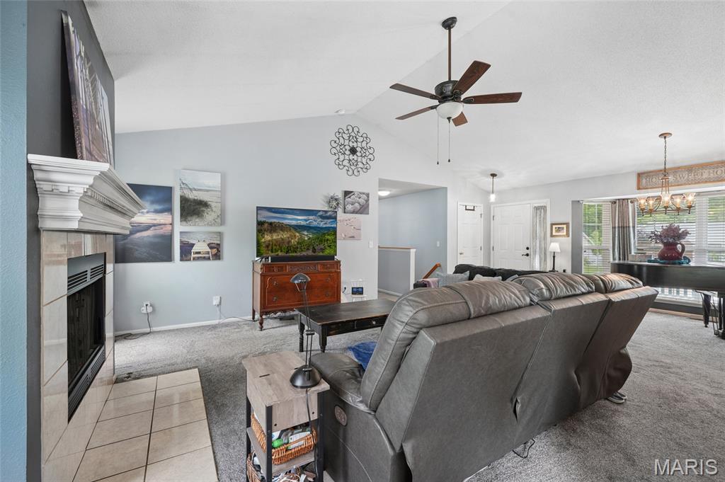 2265 Fairway High Ridge, MO 63049 - Photo 5 of 23
