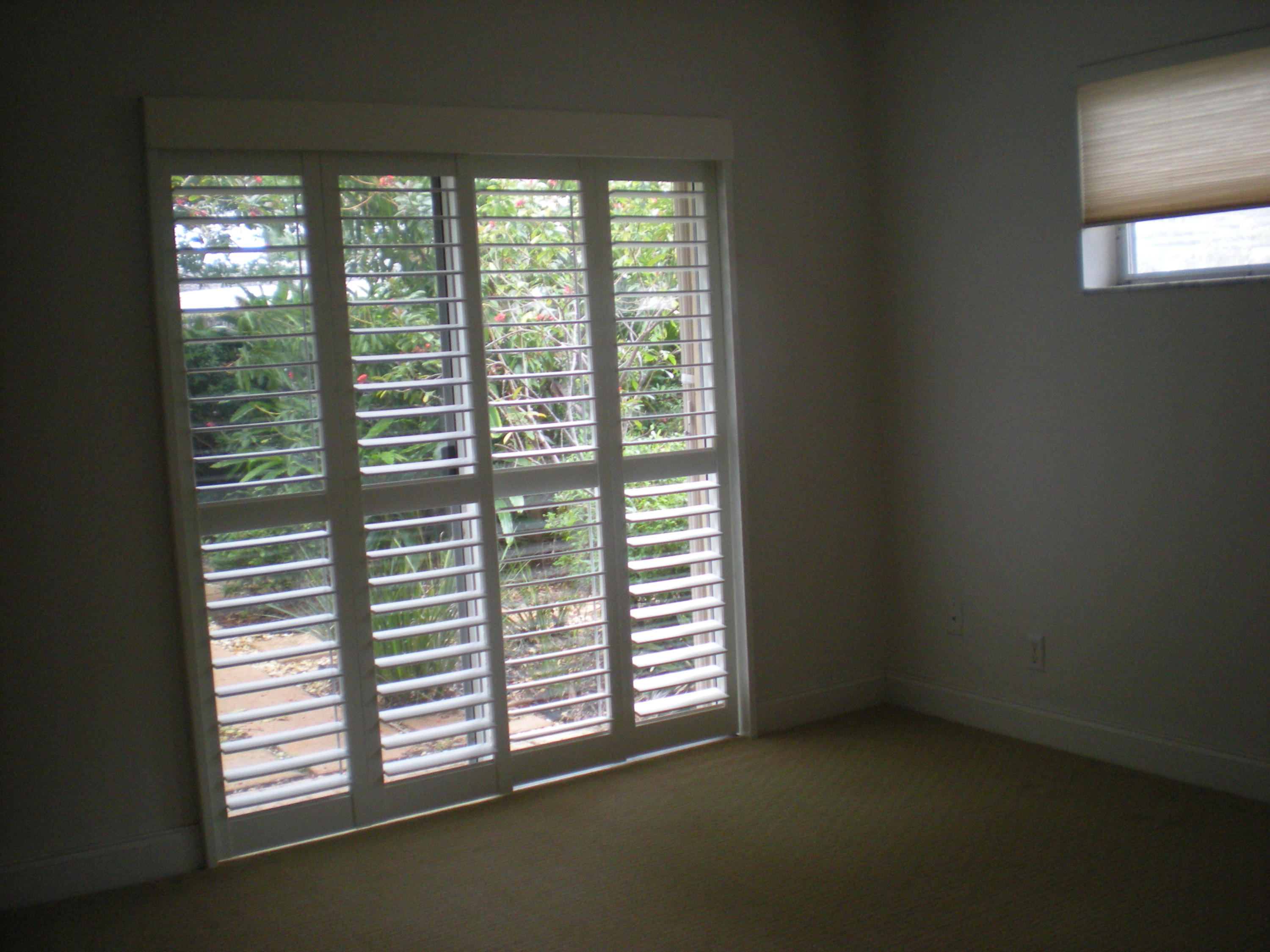 2735 Northeast 4th Way Boca Raton, FL 33431 - Photo 4 of 9 Boca Woods 2735 NE 4th Way 005