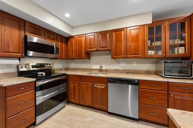 $619,900 | 1200 Salem Street, Unit 127, Lynnfield, MA 01940