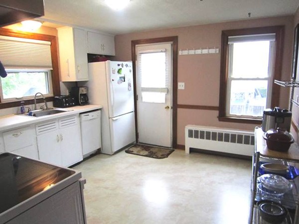 17 Youngs Road Dedham, MA 02026 - Photo 18 of 24 Gallery Image 18