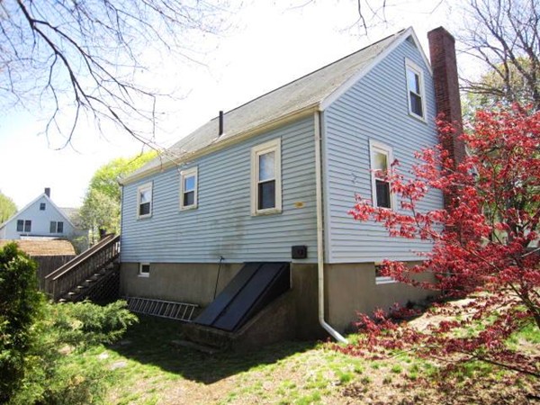 17 Youngs Road Dedham, MA 02026 - Photo 21 of 24 Gallery Image 21