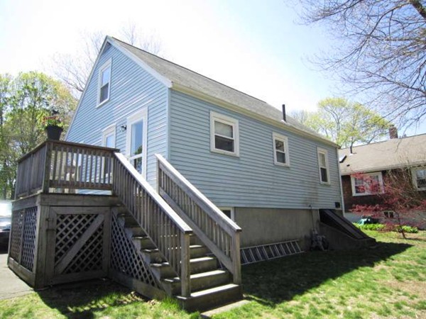 17 Youngs Road Dedham, MA 02026 - Photo 23 of 24 Gallery Image 23