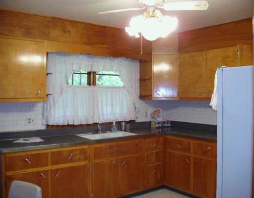 24213 Edison Road South Bend, IN 46628 - Photo 3 of 8