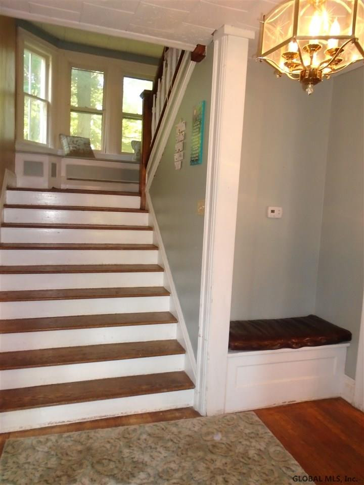 931 Balltown Road Niskayuna, NY 12309 - Photo 8 of 20 Photo 8