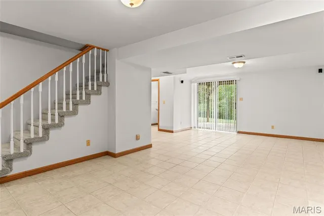 $359,000 | 24 Adventura Drive, Festus, MO 63028