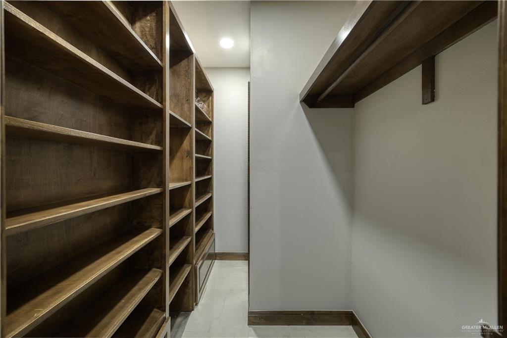 2916 Fletcher Street Weslaco, TX 78599 - Photo 22 of 45 a view of walk in closet