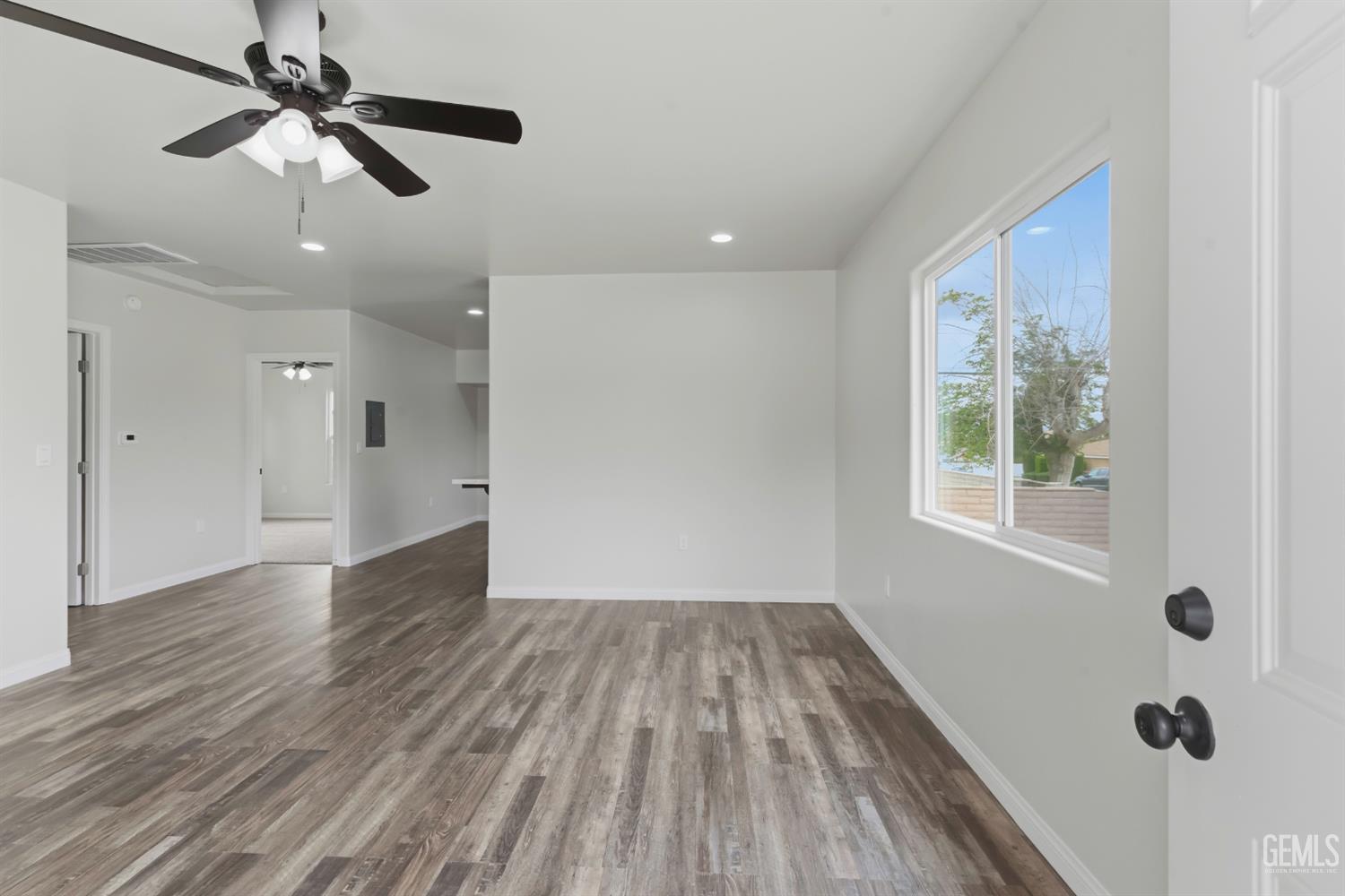 Undisclosed Address Taft, CA 93268 - Photo 8 of 30