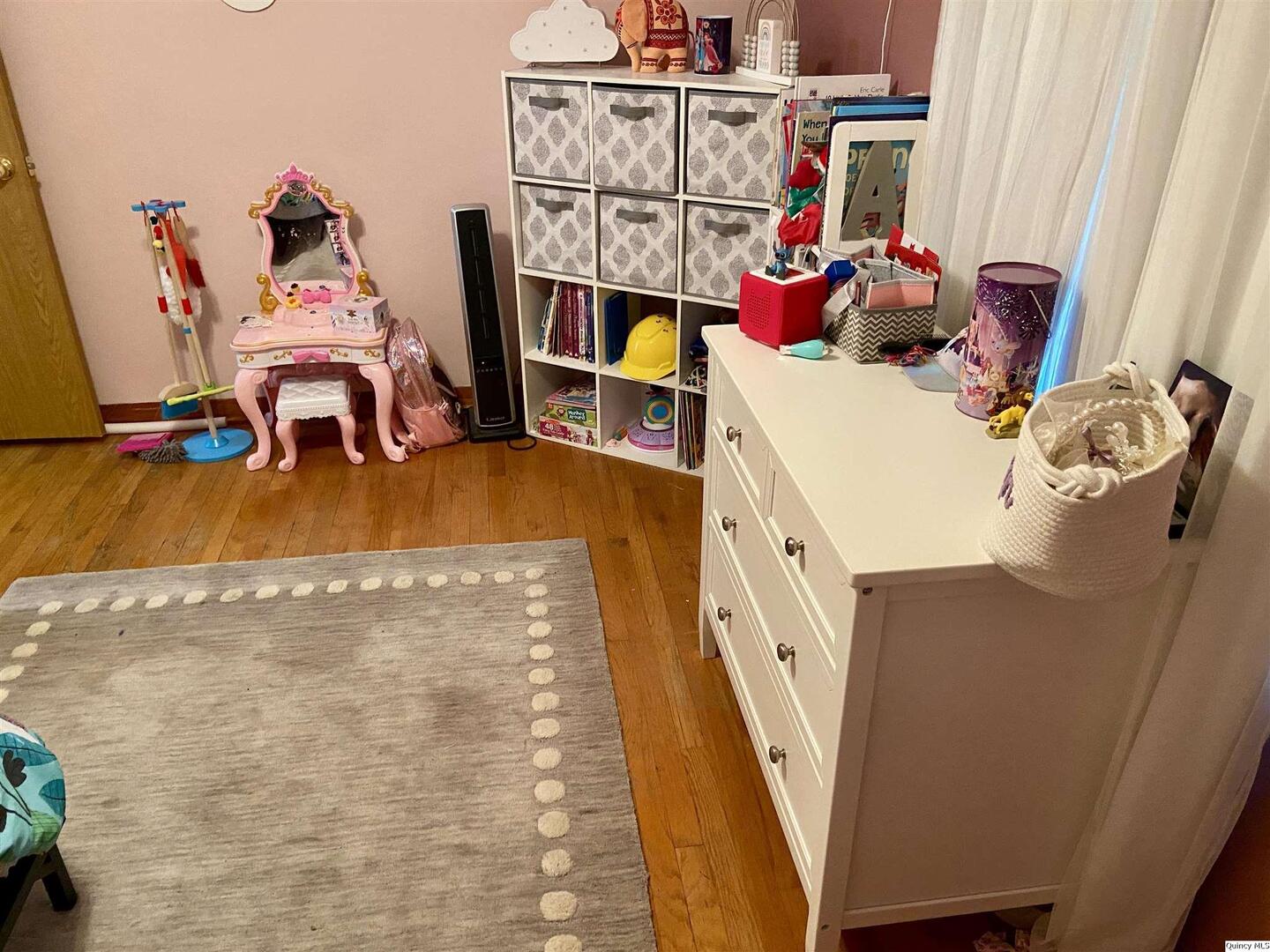 1632 North 24th Street Quincy, IL 62301 - Photo 22 of 36 a utility room with dryer and washer