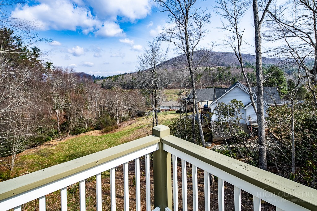 366 Russelton Road Boone, NC 28607 - Photo 2 of 44 Gallery Image 2
